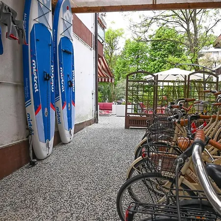 阿德利亚科酒店 酒店 3*