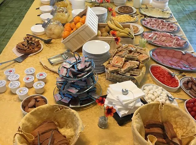 Adriaco فندق غرادو